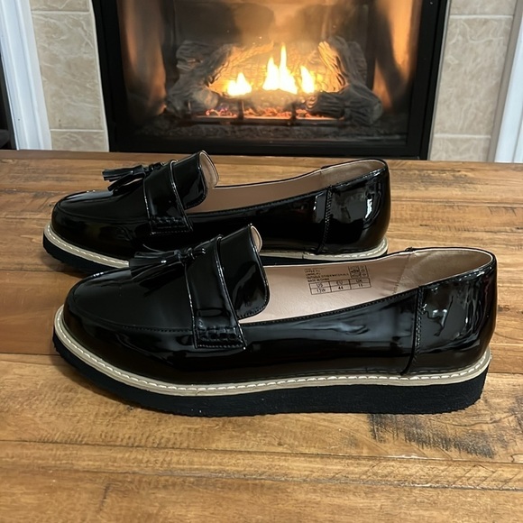 Evan extra wide shoes, size 13 - Picture 3 of 9